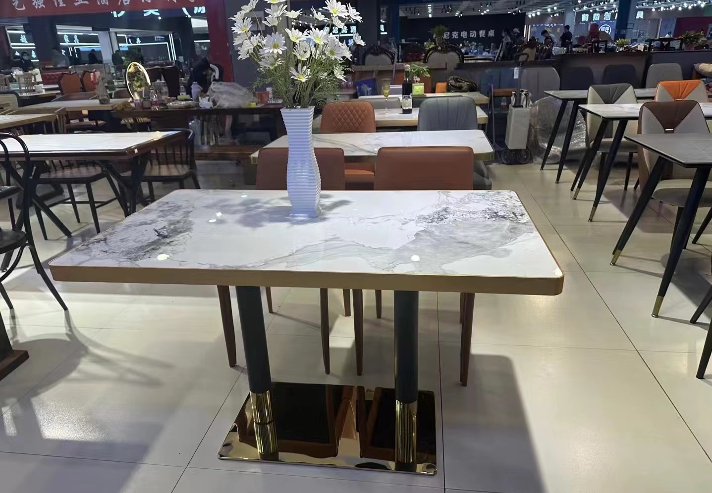 岩板餐（cān）桌2407